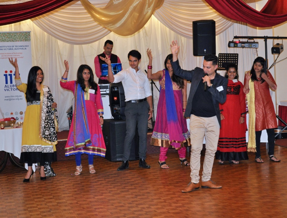 IITAV_Diwali_Event_Photo2.jpg